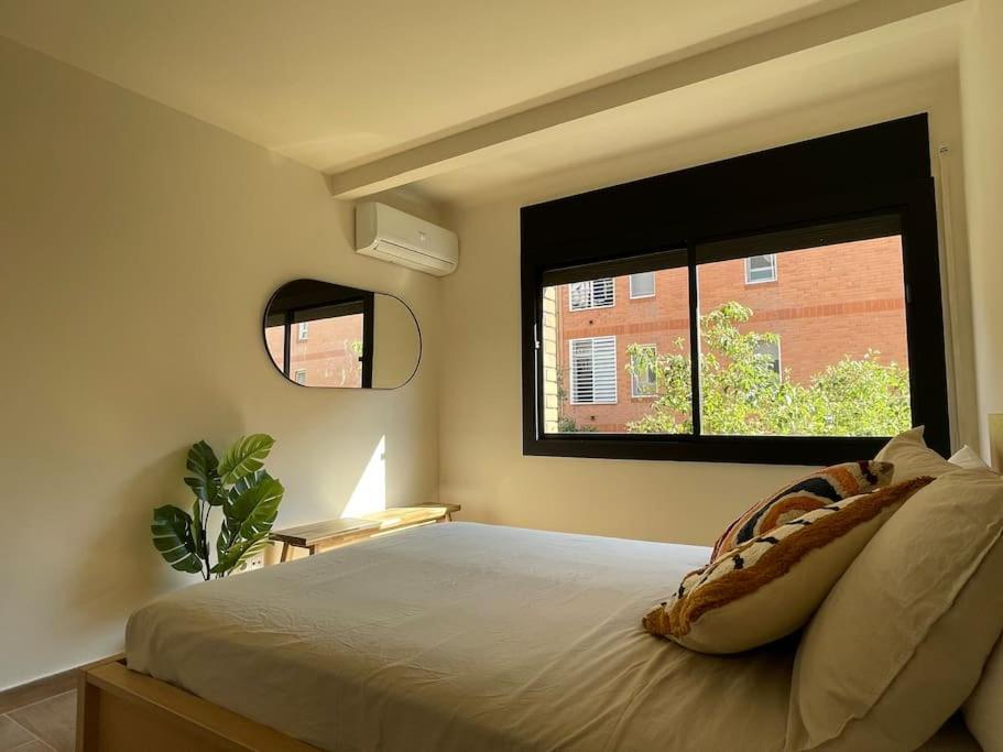 Superflat Near Beach 15' Center Sant Adria de Besos Exterior foto